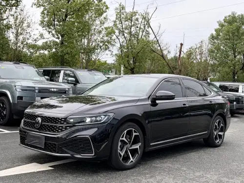Volkswagen Passat, 2024