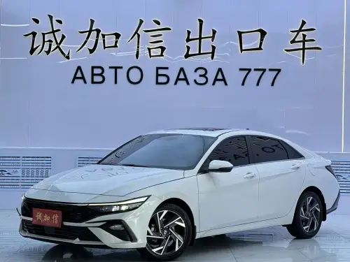 Hyundai Elantra, 2023
