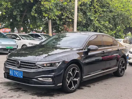 Volkswagen Magotan, 2023