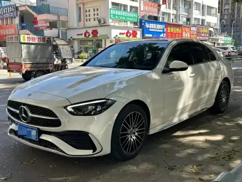 Mercedes-Benz C-Class, 2024