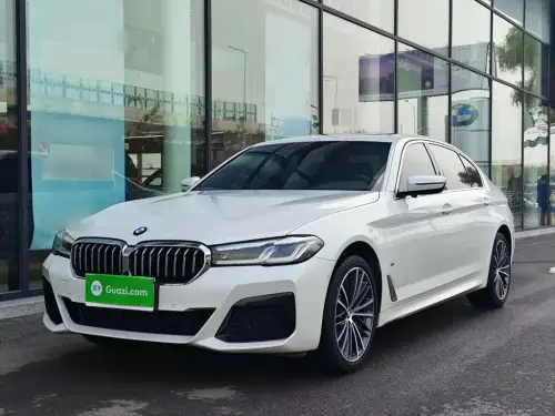 BMW 5-Series, 2023