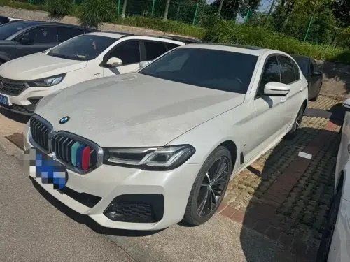 BMW 5-Series, 2023