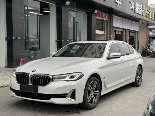 BMW 5-Series, 2023