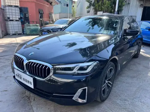 BMW 5-Series, 2023
