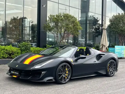 Ferrari 488, 2020