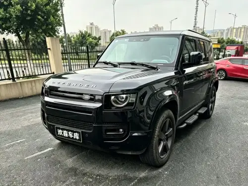 Land Rover Defender, 2025