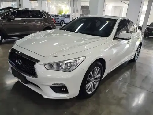 Infiniti Q50, 2021