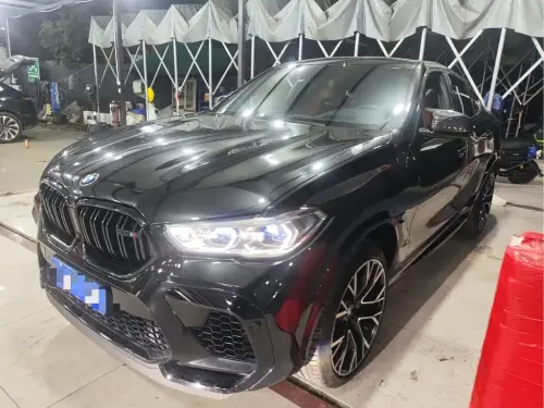 BMW X6M, 2022