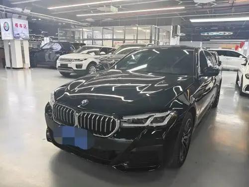 BMW 5-Series, 2023