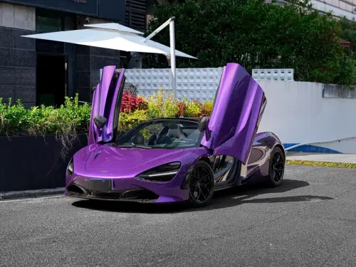 McLaren 720S, 2020