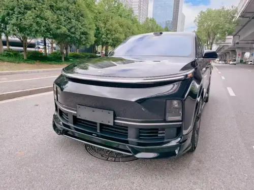 Li Auto L9, 2025