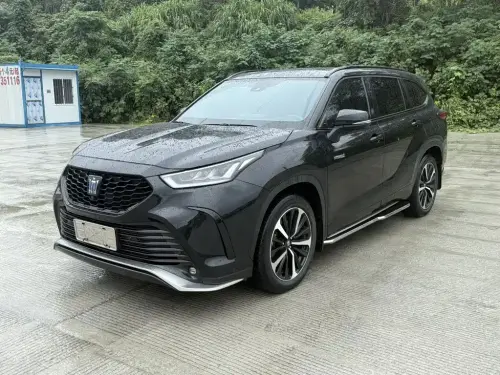 Toyota Crown Kluger, 2023
