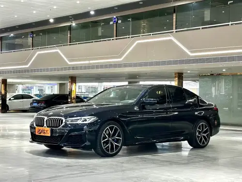 BMW 5-Series, 2023