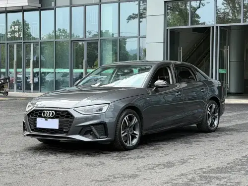 Audi A4, 2023