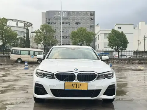 BMW 3-Series, 2023