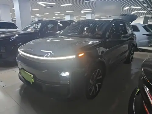 Li Auto L8, 2023