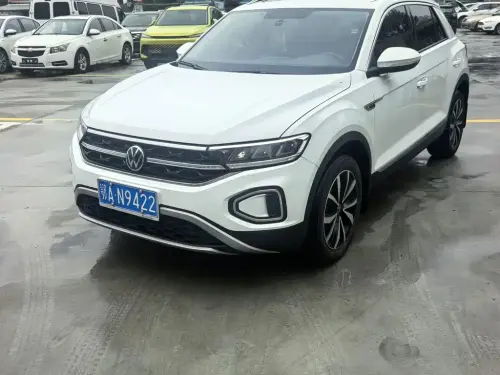 Volkswagen T-Roc, 2023