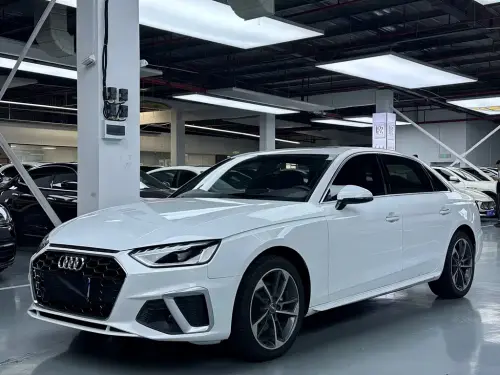Audi A4, 2022