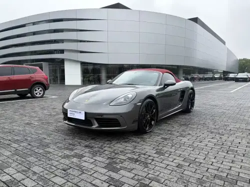 Porsche 718, 2024
