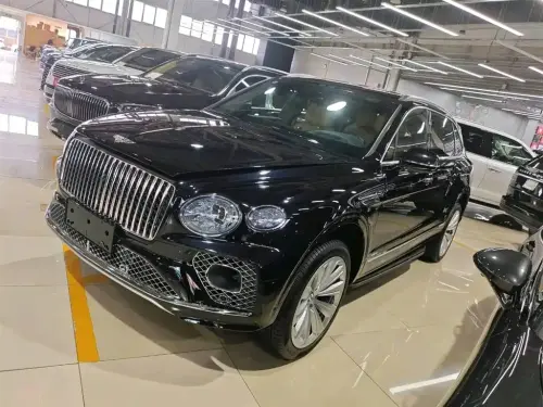 Bentley Bentayga, 2023