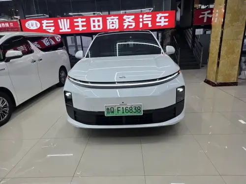 Li Auto L6, 2025