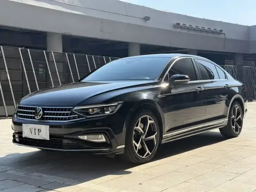 Volkswagen Magotan, 2023
