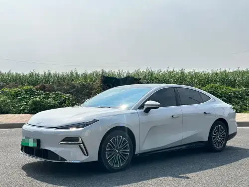 Geely Galaxy Xingyao 8, 2025