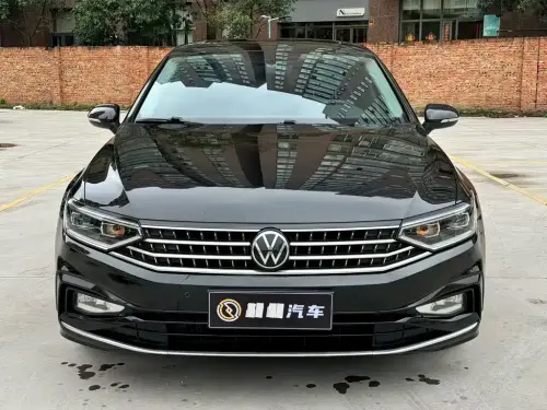 Volkswagen Magotan, 2023