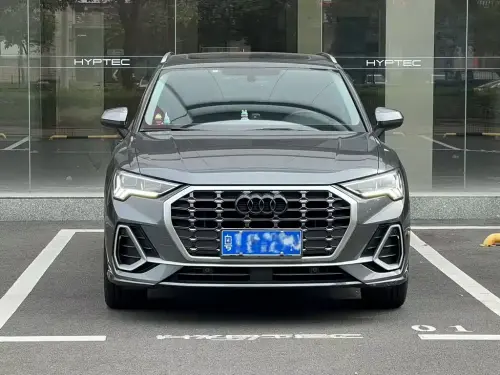 Audi Q3, 2021