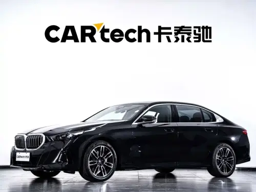 BMW 5-Series, 2026