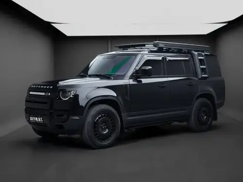 Land Rover Defender, 2023