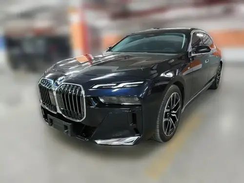 BMW 7-Series, 2024