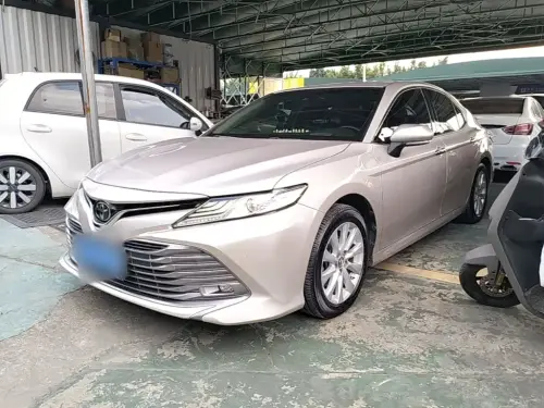 Toyota Camry, 2020