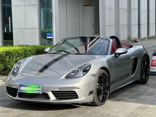 Porsche 718, 2023