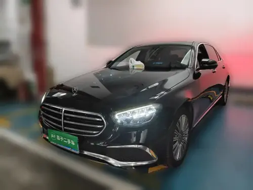 Mercedes-Benz E-Class, 2022