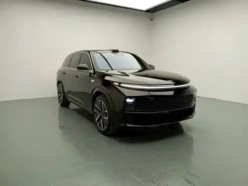 Li Auto L7, 2025