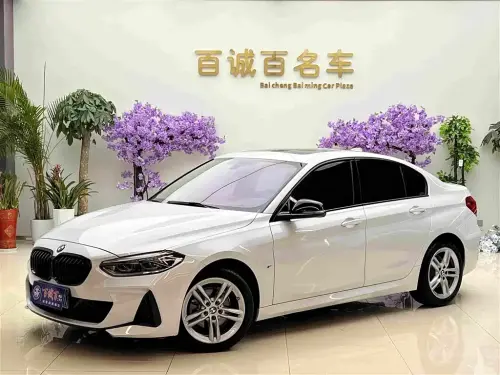 BMW 1-Series, 2022