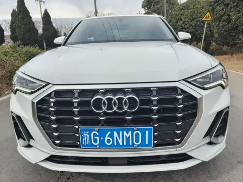Audi Q3, 2021
