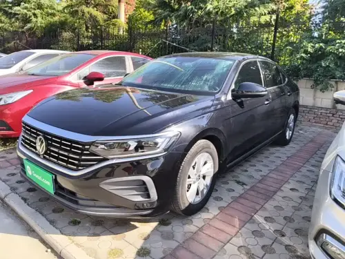 Volkswagen Passat, 2023