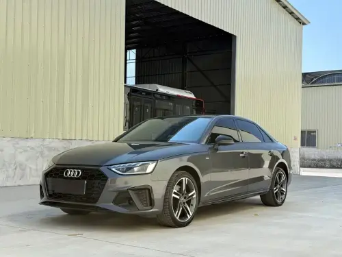 Audi A4, 2023