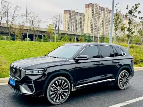 Geely Xingyue L, 2025