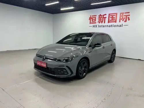 Volkswagen Golf, 2022
