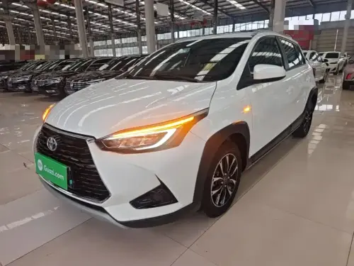 Toyota Yaris L, 2023