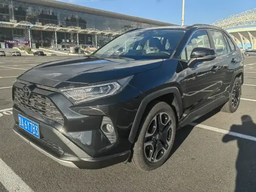 Toyota RAV4, 2022