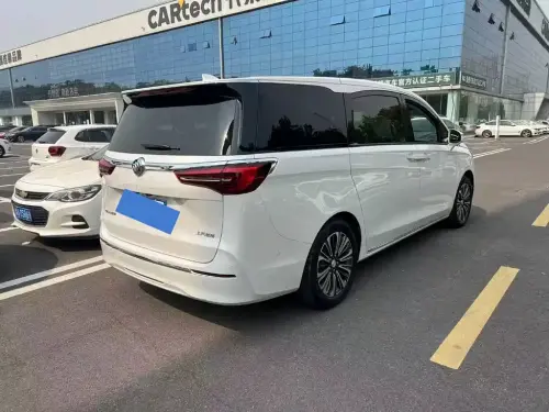Buick GL8, 2023