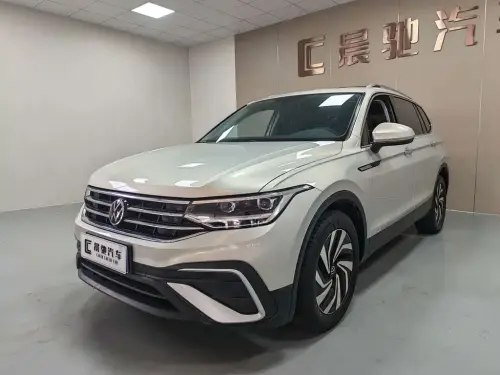 Volkswagen Tiguan, 2022