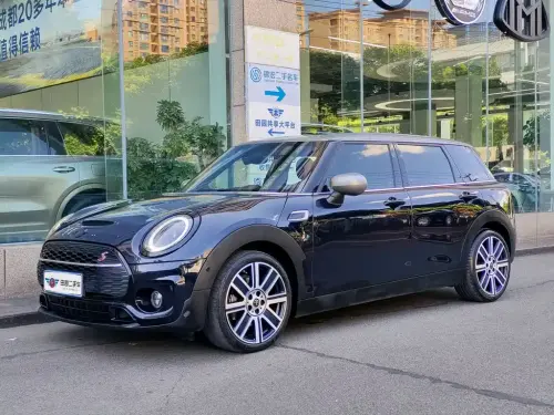 Mini MINI CLUBMAN, 2023