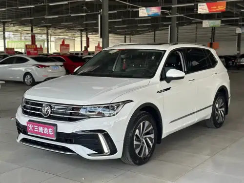 Volkswagen Tiguan, 2022