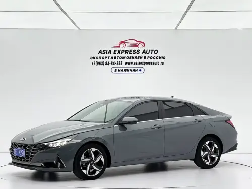 Hyundai Elantra, 2022
