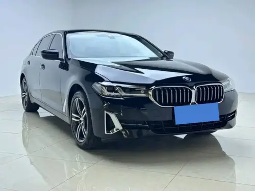 BMW 5-Series, 2023
